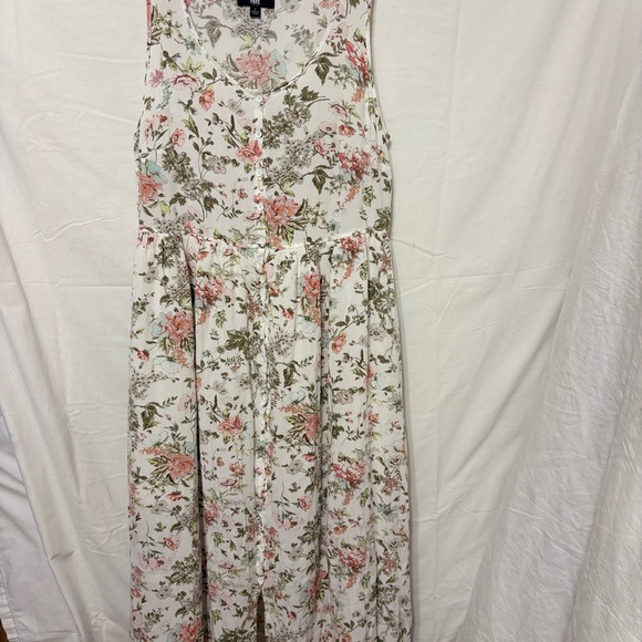 Frye Dresses & Skirts - Frye Sleeveless Floral Button Front Maxi Dress.